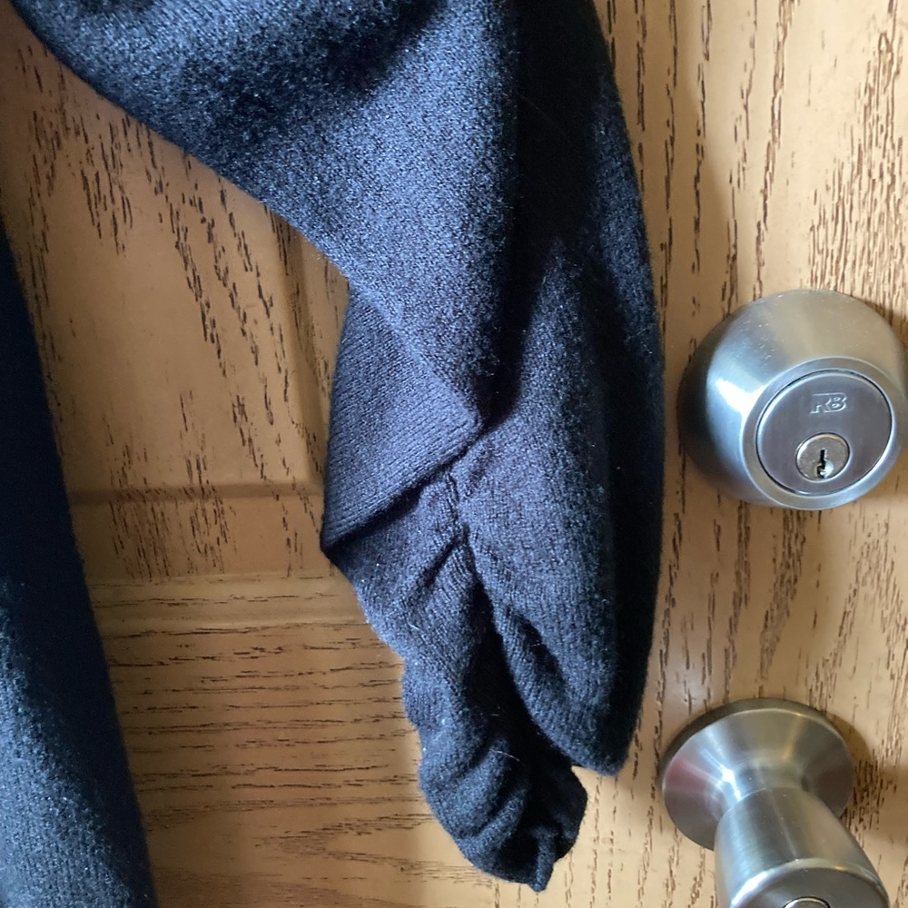 Sweater - Picture 4 of 6